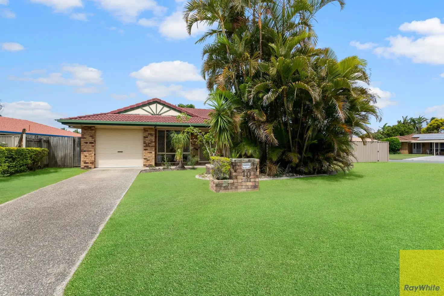 Main view of Homely house listing, 10 Shangri La Court, Rothwell QLD 4022