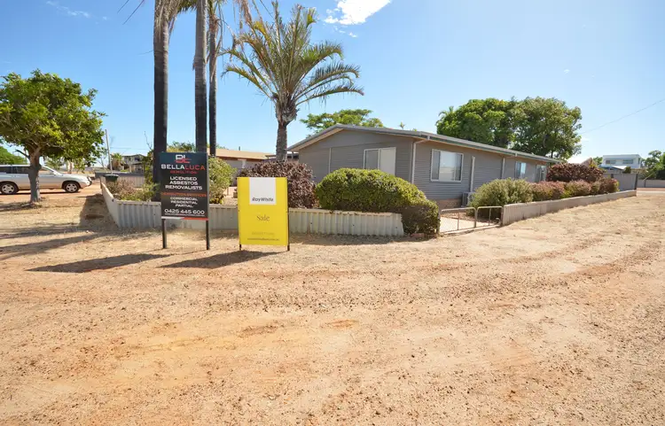 13 Maver Street, Kalbarri WA 6536