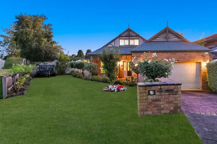 5 Nauru Court, Berwick VIC 3806
