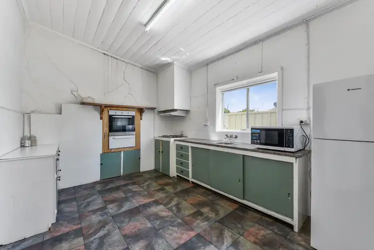 Sixth view of Homely house listing, 21 Crocker Street, Bordertown SA 5268