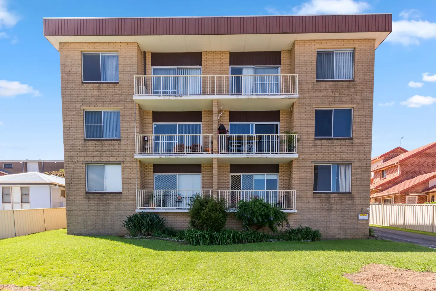 Main view of Homely unit listing, 1/7 Russell Street, Woonona NSW 2517