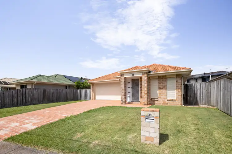 19 Aberdeen Parade, Boondall QLD 4034