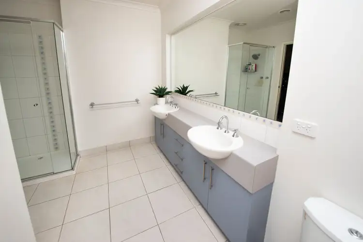 Sixth view of Homely house listing, 25 Village Way, Swan Hill VIC 3585