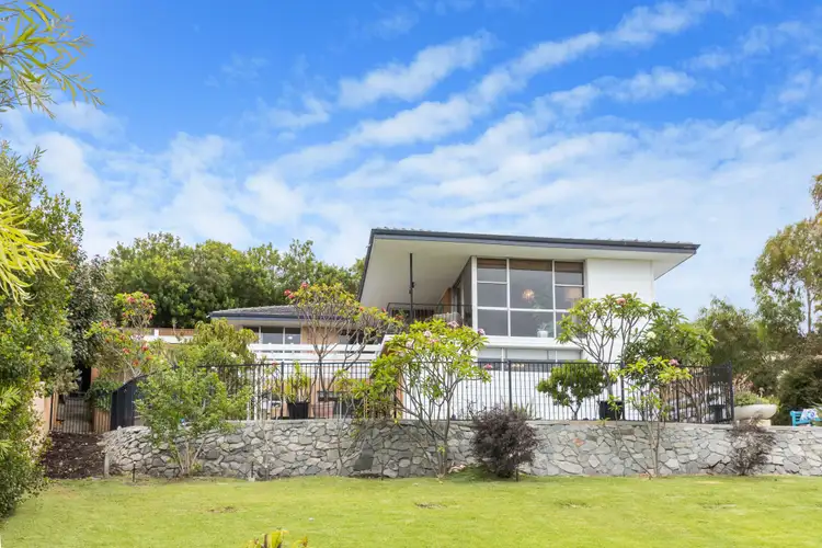 15 Hood Terrace, Sorrento WA 6020