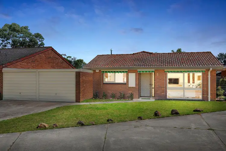 5 Village Crescent, Chelsea VIC 3196