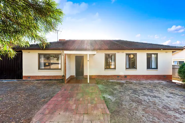 11 Leicester Street, Clearview SA 5085