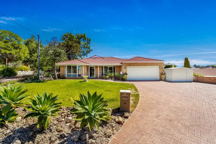 19 Clyo Way, Kallaroo WA 6025