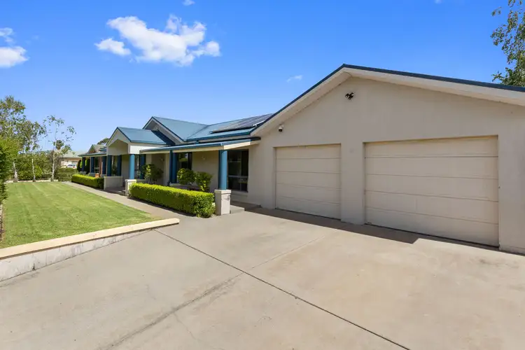 9 Gidgee Place, Glenfield Park NSW 2650