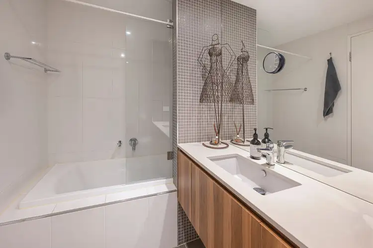 Sixth view of Homely unit listing, 3104/126 Parkside Circuit, Hamilton QLD 4007