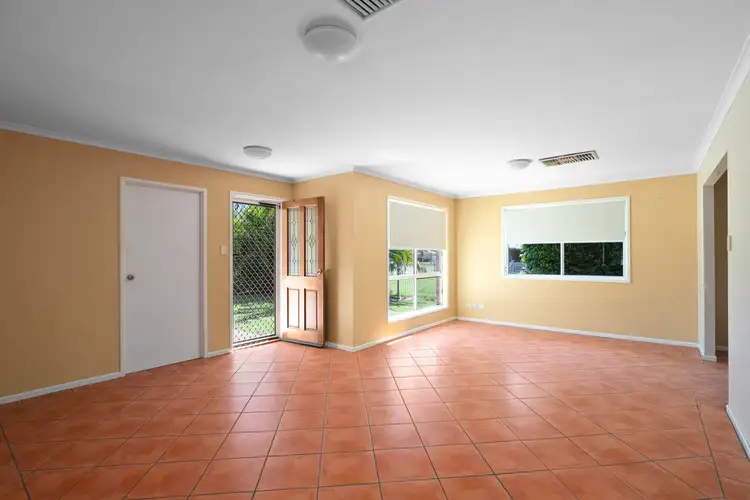 Fourth view of Homely house listing, 4 Smith Place, Emerald QLD 4720