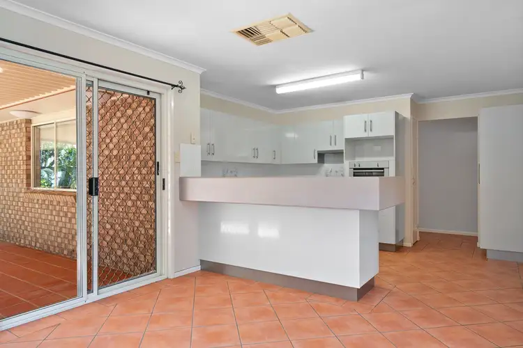 Sixth view of Homely house listing, 4 Smith Place, Emerald QLD 4720
