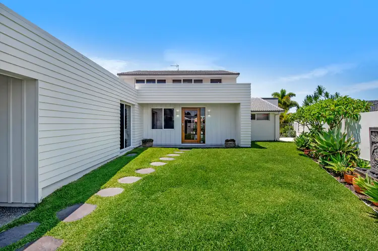 Fifth view of Homely house listing, 10 Moola Court, Broadbeach Waters QLD 4218