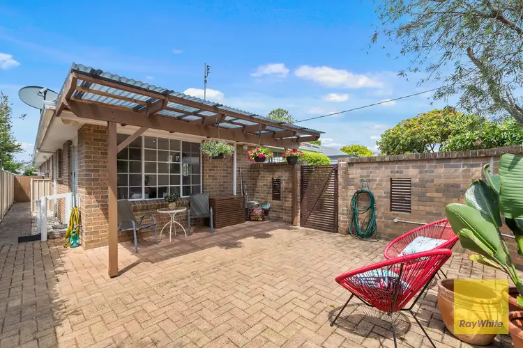 Main view of Homely villa listing, 1/18 Gwendolen Avenue, Umina Beach NSW 2257