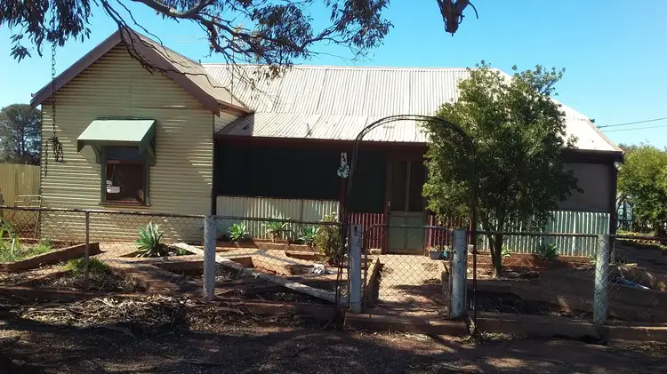 64 Dickenson Street, Iron Knob SA 5611