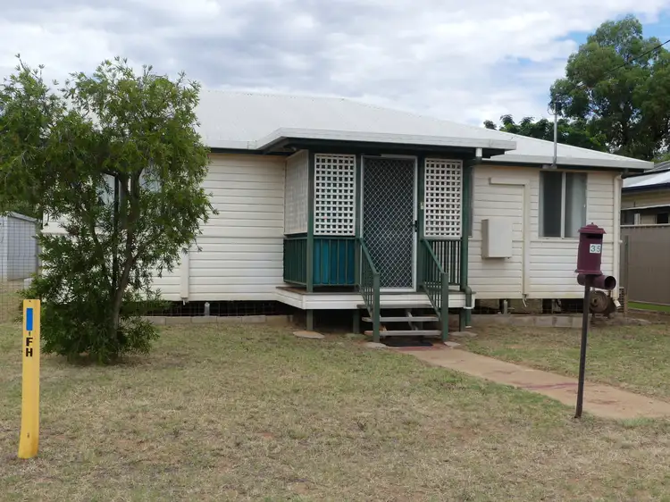 35 Sturt Street, Charleville QLD 4470