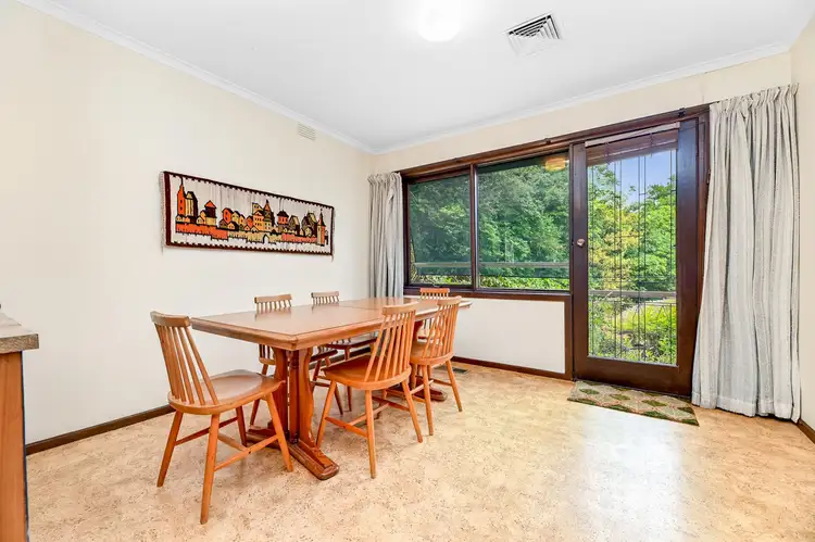 Fifth view of Homely house listing, 2 Houston Court, Box Hill South VIC 3128