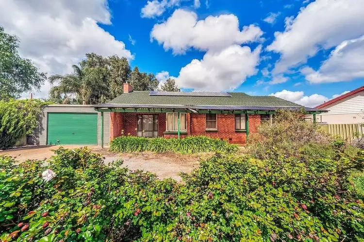 4 McKenzie Road, Elizabeth Downs SA 5113