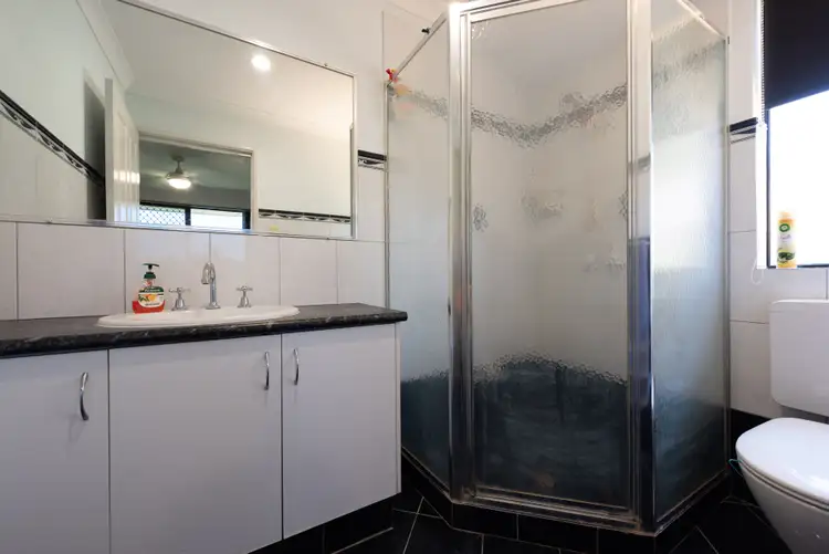 Fifth view of Homely house listing, 15 Broadfield Close, Utakarra WA 6530