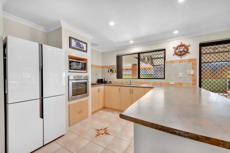 Sixth view of Homely house listing, 15 Broadfield Close, Utakarra WA 6530