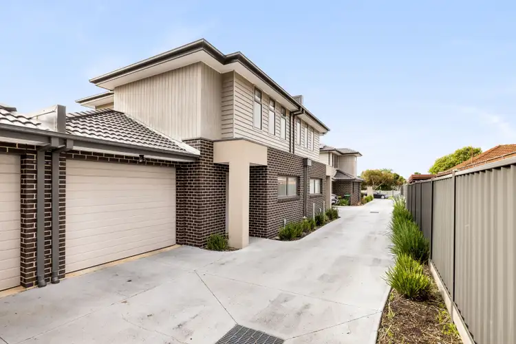 Sixth view of Homely townhouse listing, 3/27 Surrey Street, Pascoe Vale VIC 3044