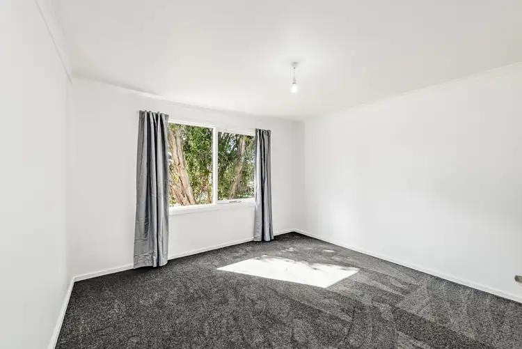 Fifth view of Homely house listing, 4 Maroonga Crescent, Mount Gambier SA 5290