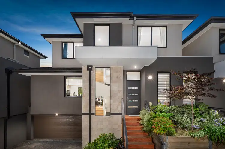 2/8 Silver Ash Avenue, Ashwood VIC 3147