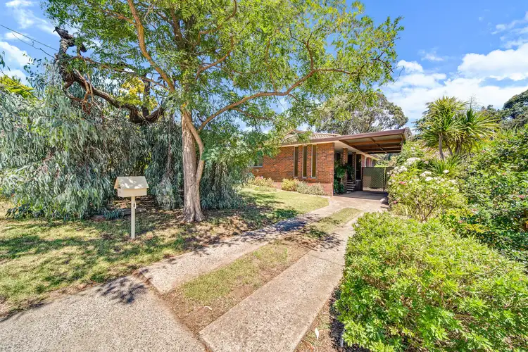 29 Stuart Street, Crestwood NSW 2620