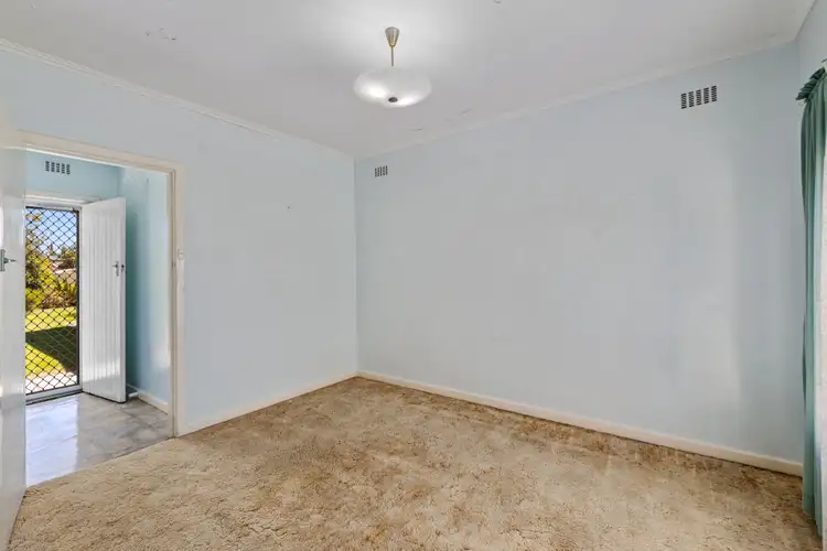 Seventh view of Homely house listing, 2 Strathbogie Avenue, Findon SA 5023
