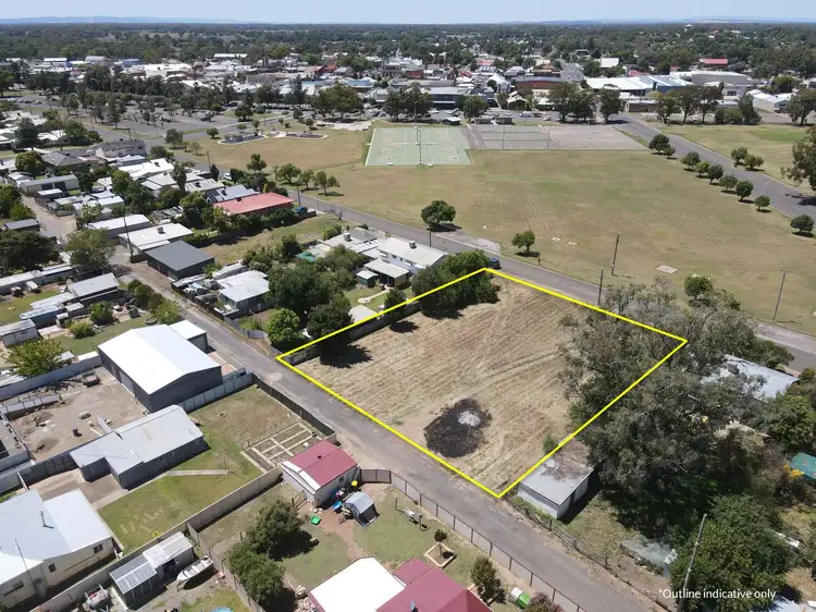 17 Renfree Street, Forbes NSW 2871