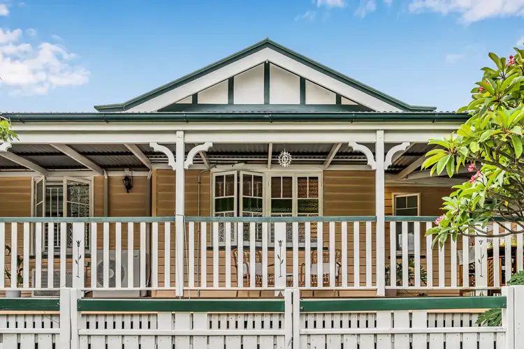 Main view of Homely house listing, 21 Leura Avenue, Hawthorne QLD 4171