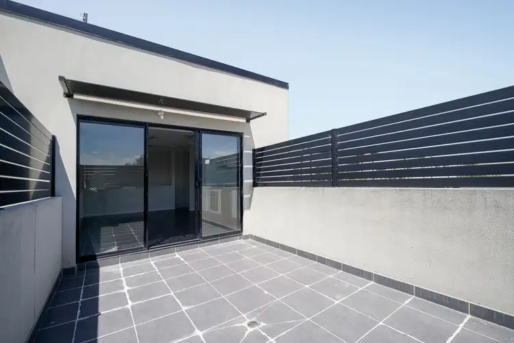 Sixth view of Homely townhouse listing, 8 Damask Way, Mernda VIC 3754