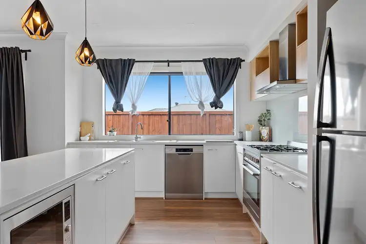 Sixth view of Homely house listing, 156 Stonehill Drive, Maddingley VIC 3340