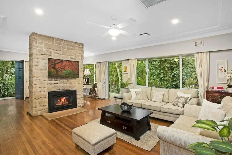 2 Kenwick Lane