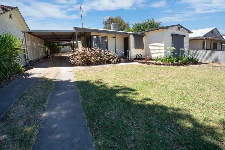79 Hannon Street, Sea Lake VIC 3533