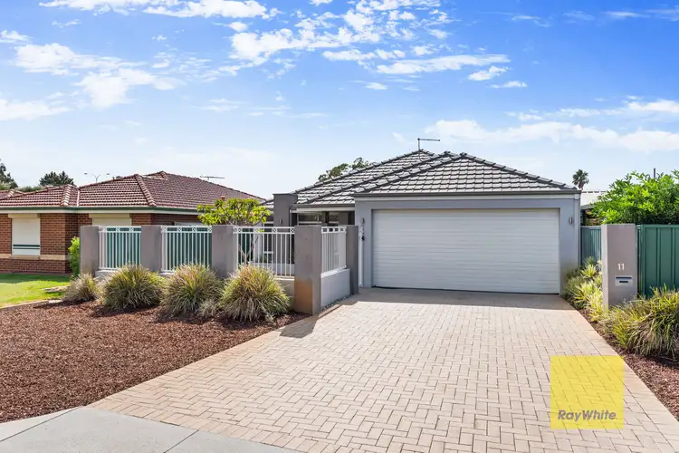 11 Gayswood Way, Morley WA 6062