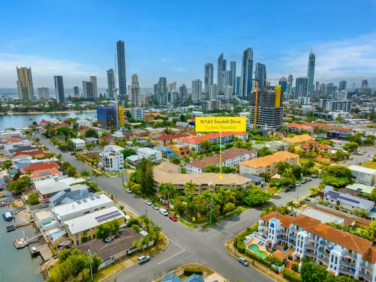 9/142 Stanhill Drive, Chevron Island QLD 4217