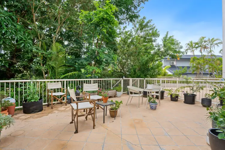 Second view of Homely unit listing, 9/142 Stanhill Drive, Chevron Island QLD 4217