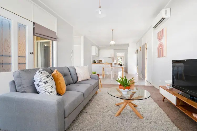 370 Parkland Crescent, Lavington NSW 2641