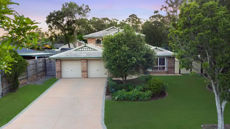 4 Minker Place, Forest Lake QLD 4078