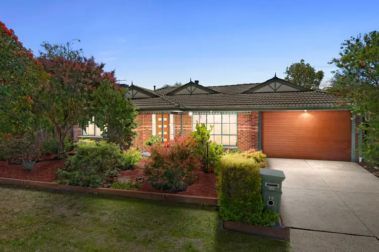 13 Chloe Close, Kilsyth South VIC 3137