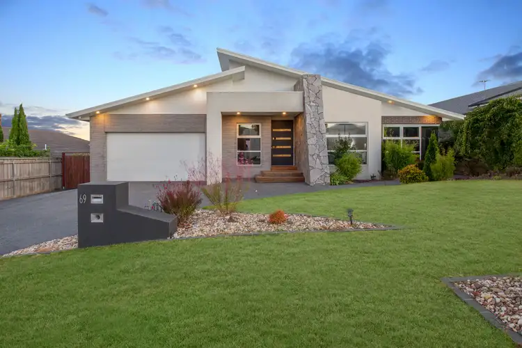 69 Skyline Drive, Officer VIC 3809