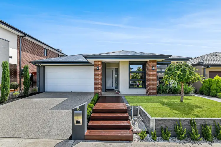 6 Bellotto Street, Cranbourne North VIC 3977