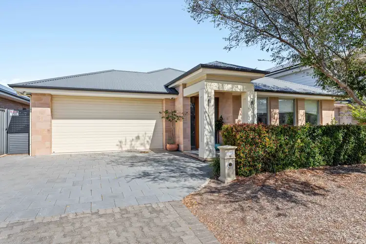 16 Ashworth Avenue, St Clair SA 5011