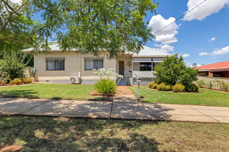 33 Loughnan Street, Coolamon NSW 2701