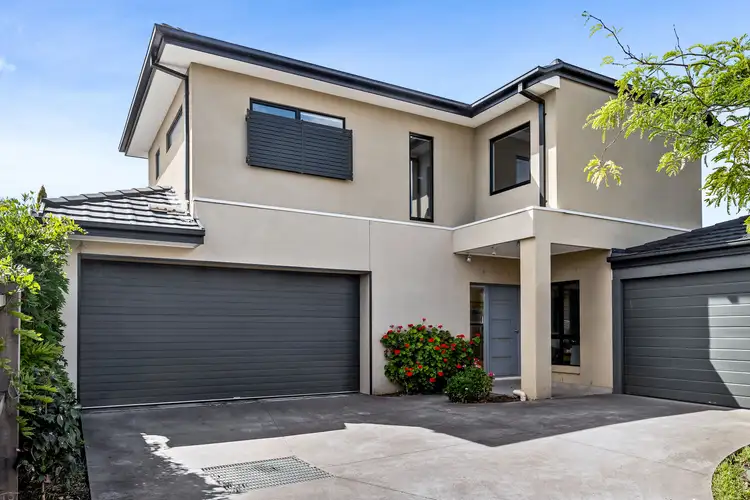 2/12 Jordan Grove, Glen Waverley VIC 3150