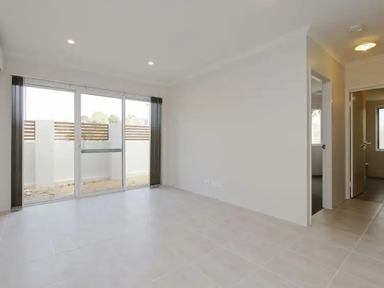 Sixth view of Homely apartment listing, 1/2 Wallace Street, Belmont WA 6104