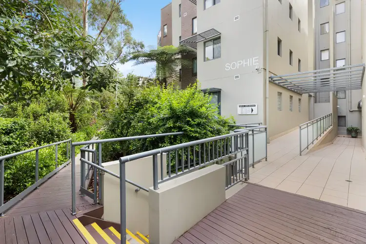 Sixth view of Homely apartment listing, 33/1-3 Eulbertie Avenue, Warrawee NSW 2074