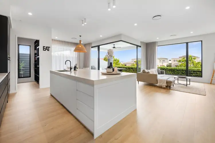 1895 Sunningdale Court, Sanctuary Cove QLD 4212