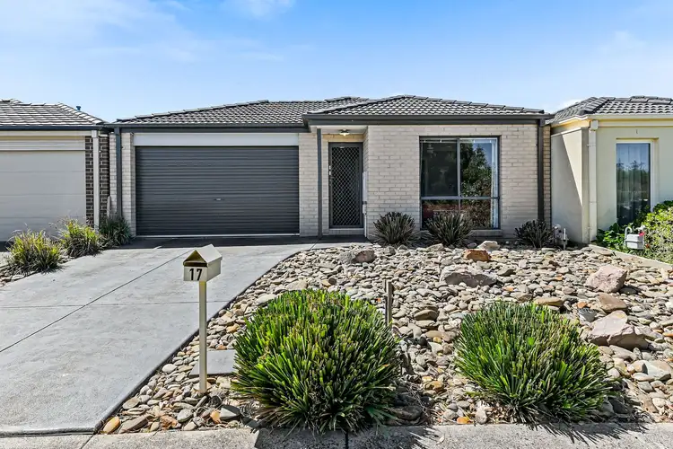 17 Avisha Way, Narre Warren VIC 3805