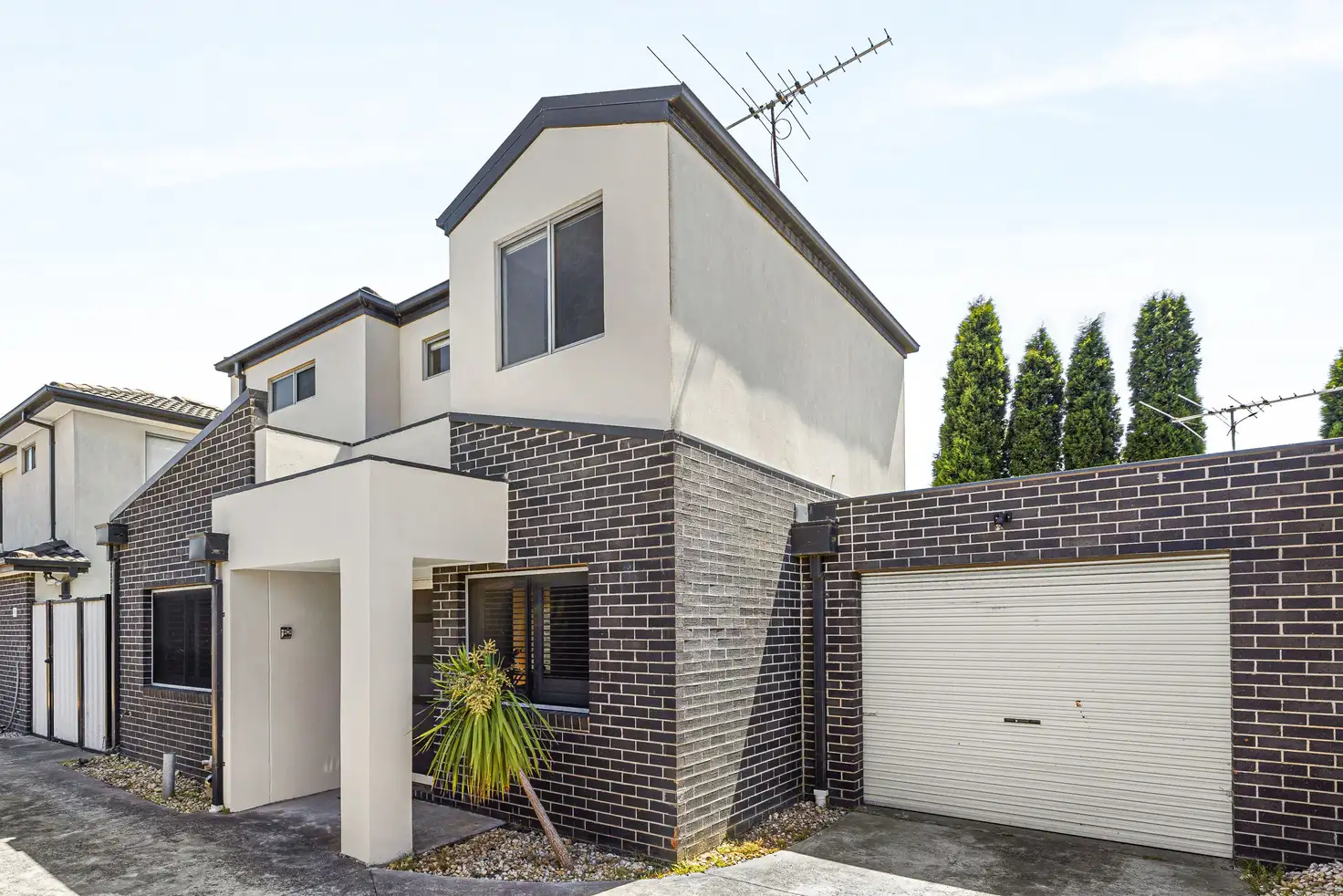 Main view of Homely townhouse listing, 2/26 Tucker Street, Fawkner VIC 3060